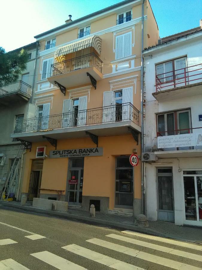Apartment Sandra 2+2 *** Crikvenica Dış mekan fotoğraf